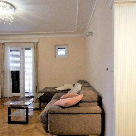 Apartment Glomazic บุดวา ภายนอก รูปภาพ