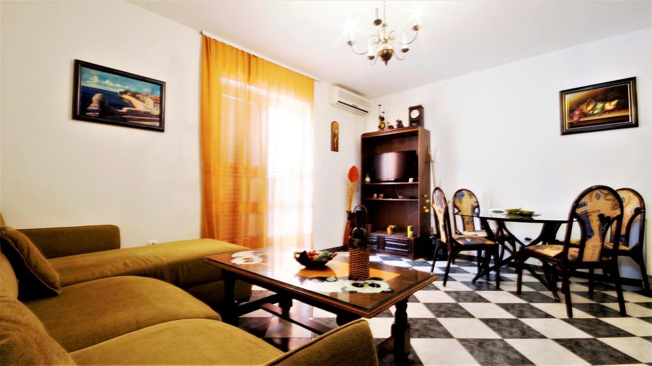 Apartment Glomazic บุดวา ภายนอก รูปภาพ