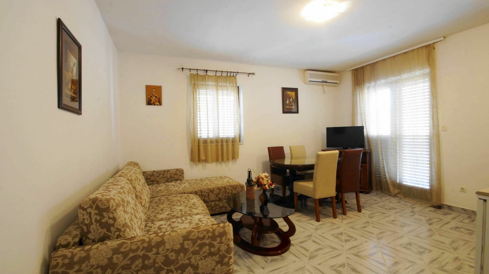 Apartment Glomazic บุดวา ภายนอก รูปภาพ